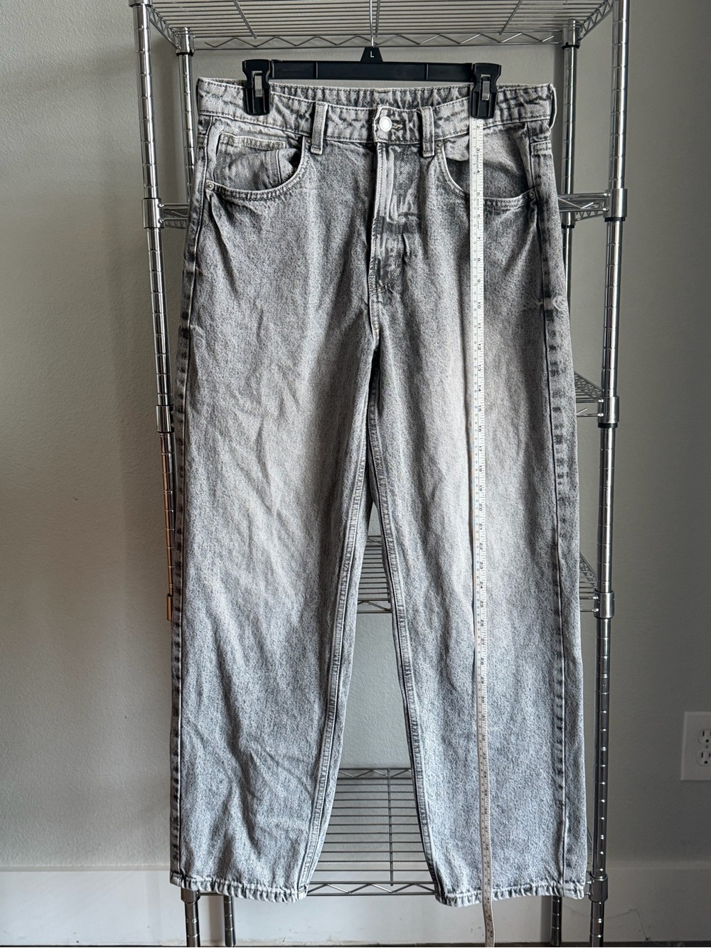 &Denim (H&M) 90’s Straight Jeans — Grey Wash, Size 10